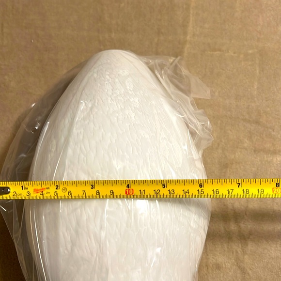 YOUNG LIVING. White glass diffuser. Hand blown glass cover. LED Lights. 6 hours - Picture 3 of 9